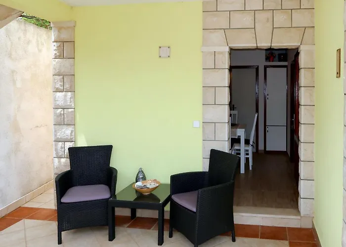 Borovina-2 By Interhome *